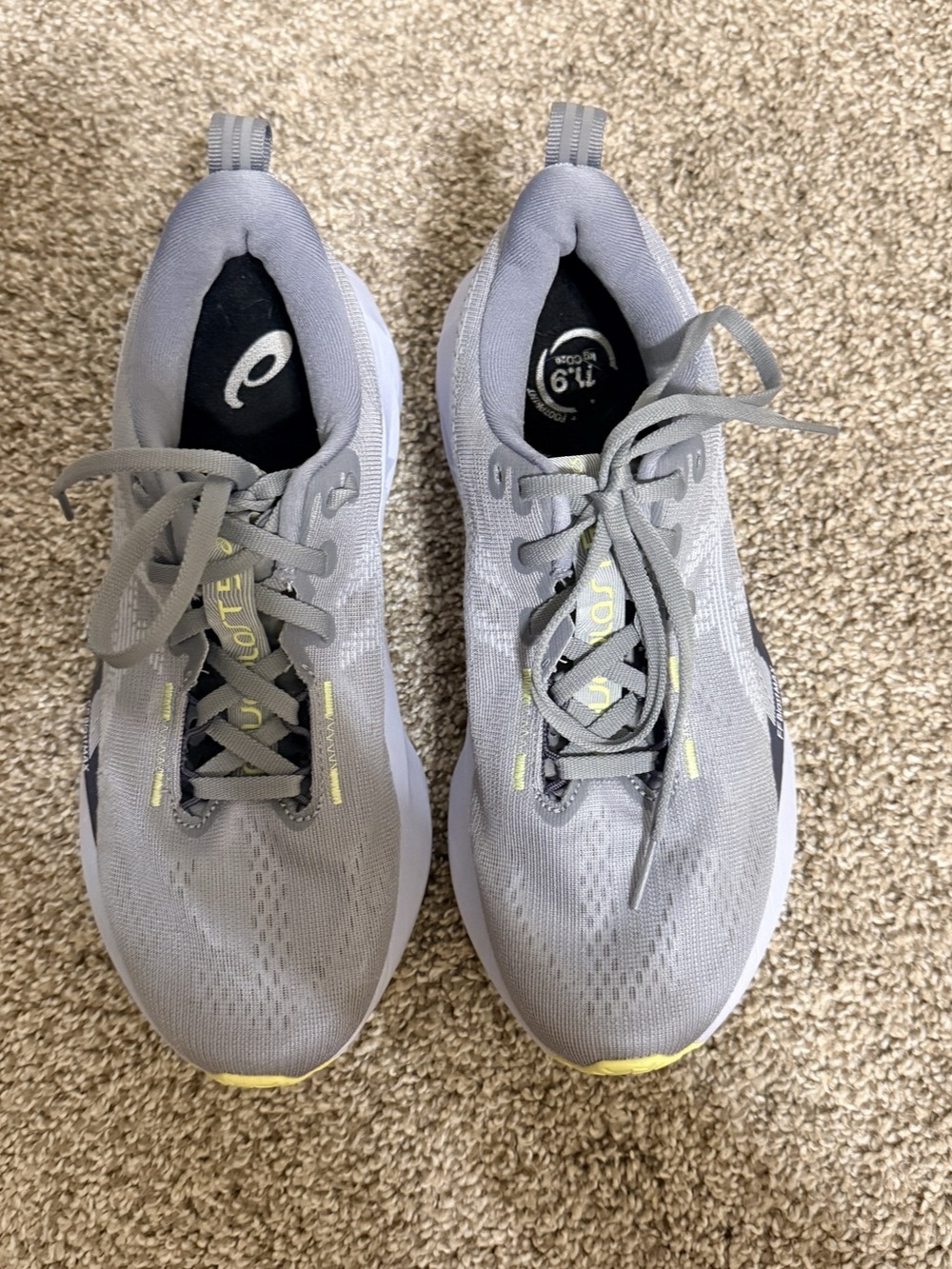 ASICS Novablast 5 - Picture 2 of 6